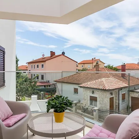 Elena Deluxe Mit Whirlpool Und Pool Am Villa *