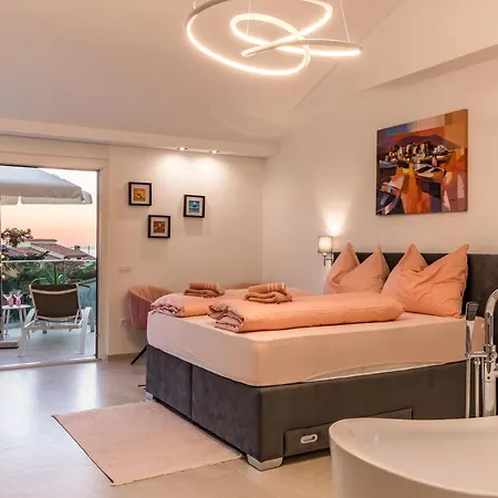 Elena Deluxe Mit Whirlpool Und Beheiztem Pool Am Und Wunderschoenen Blick Auf Brijuni Inseln Villa *