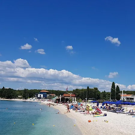 Elena Deluxe Mit Whirlpool Und Beheiztem Pool Am Und Wunderschoenen Blick Auf Brijuni Inseln فاجانا
