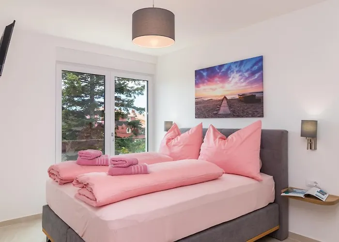 Elena Deluxe Mit Whirlpool Und Beheiztem Pool Am Und Wunderschoenen Blick Auf Brijuni Inseln Willa